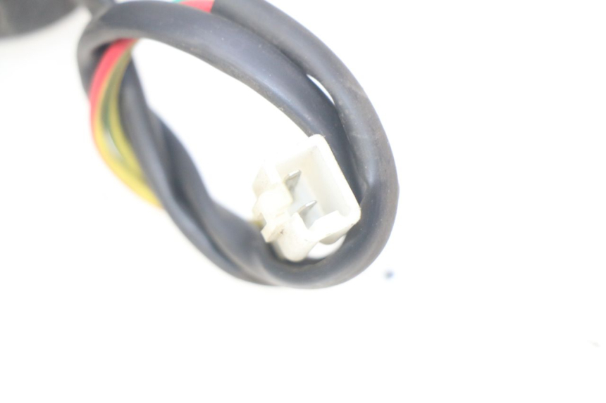 photo de PRZEKAŹNIK ROZRUCHU YIYING YY50QT-10 50 (2007 - 2022) - Zoom stanu zużycia