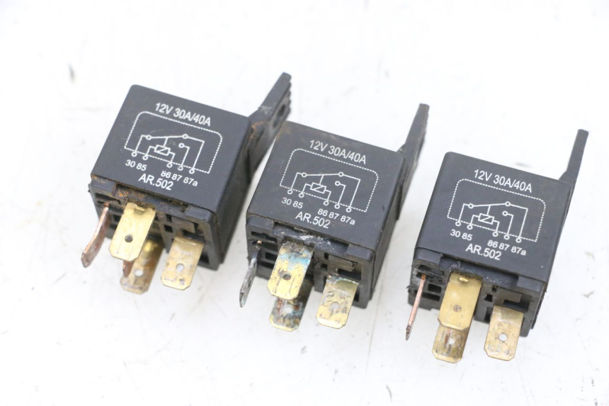 photo de PRZEKAŹNIK ELEKTRYCZNY ADIVA AD3 300 (2014 - 2020) - Widok główny