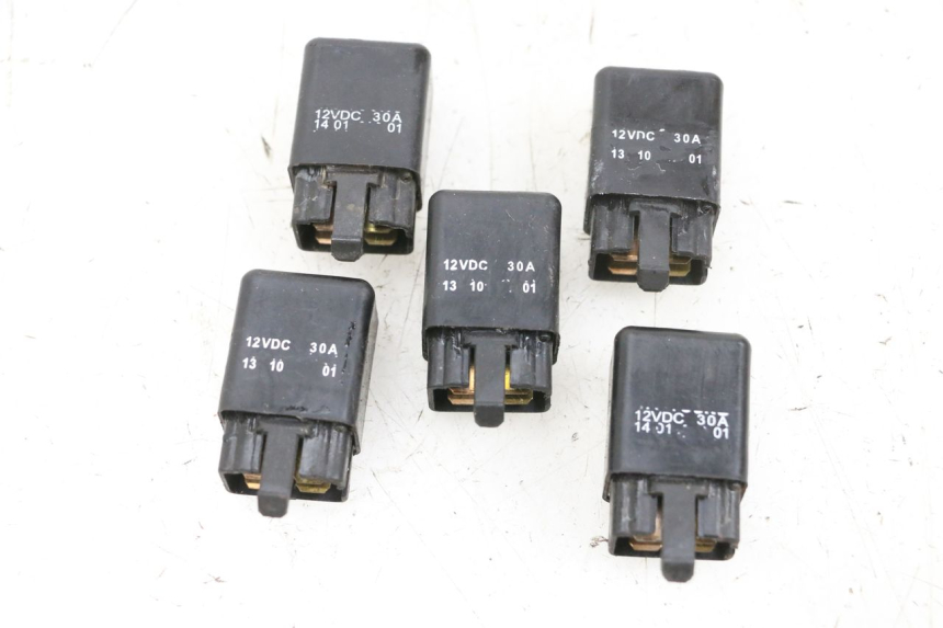 photo de PRZEKAŹNIK ELEKTRYCZNY ADIVA AD3 300 (2014 - 2020) - Widok główny