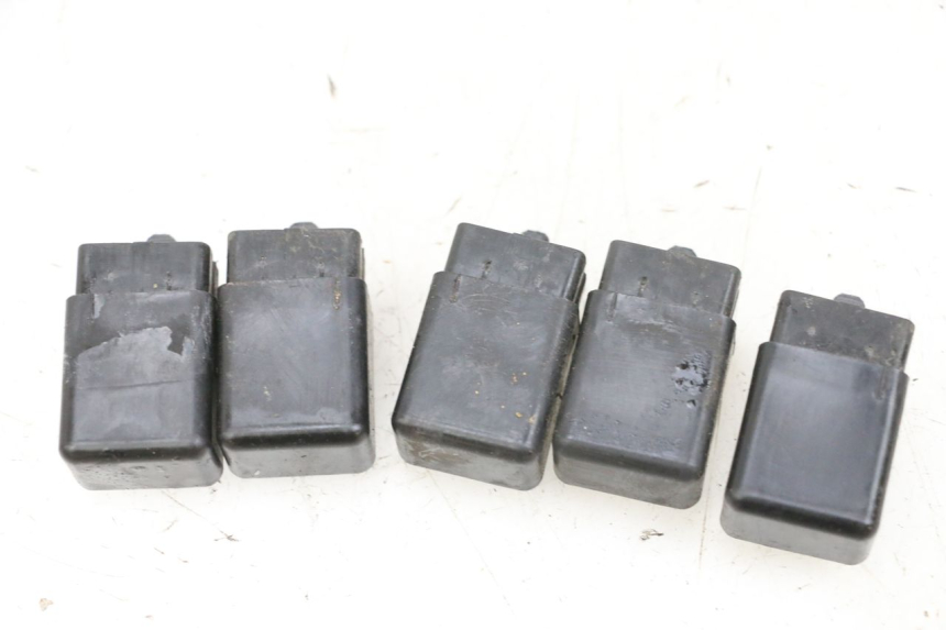 photo de PRZEKAŹNIK ELEKTRYCZNY ADIVA AD3 300 (2014 - 2020) - Szczegół części