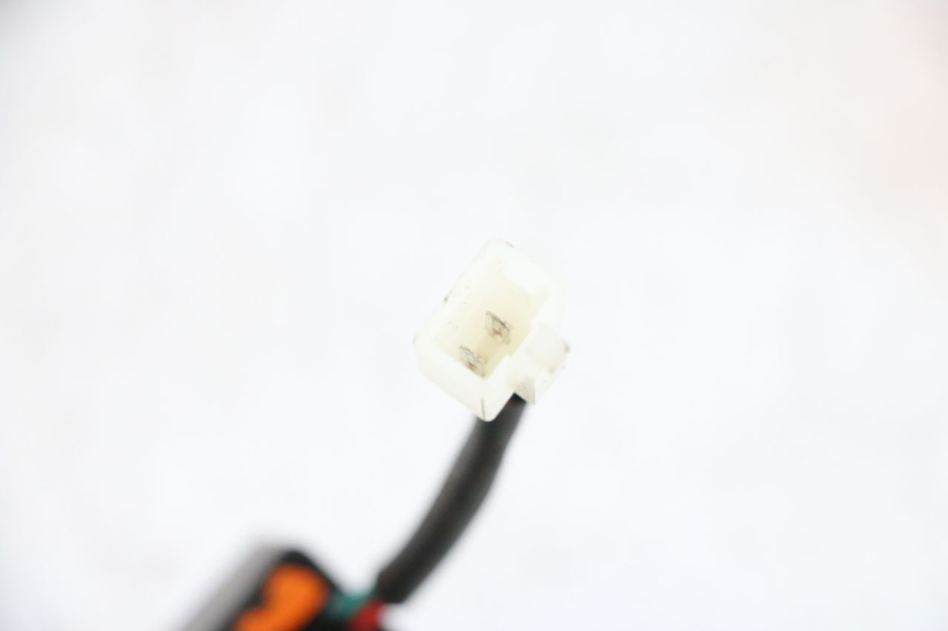 photo de PRZEKAŹNIK ELEKTRYCZNY KYMCO AGILITY 4T 50 (2018 - 2022) - Zoom stanu zużycia