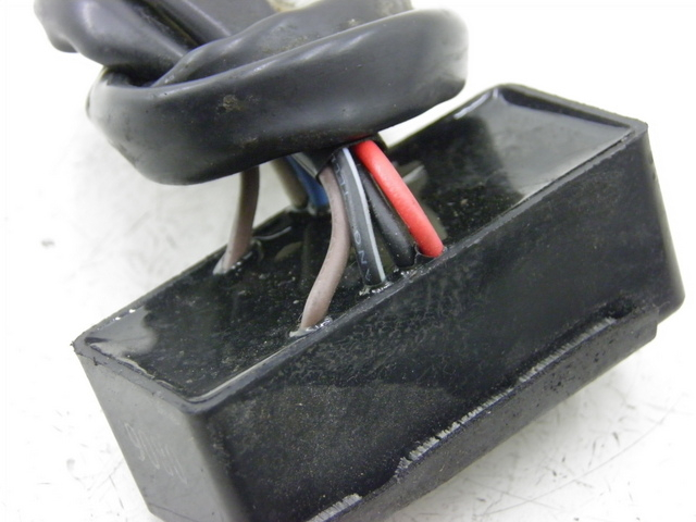 photo de PRZEKAŹNIK ELEKTRYCZNY BHM REVENGER 50 (2009 - 2015) - Inny kąt widzenia