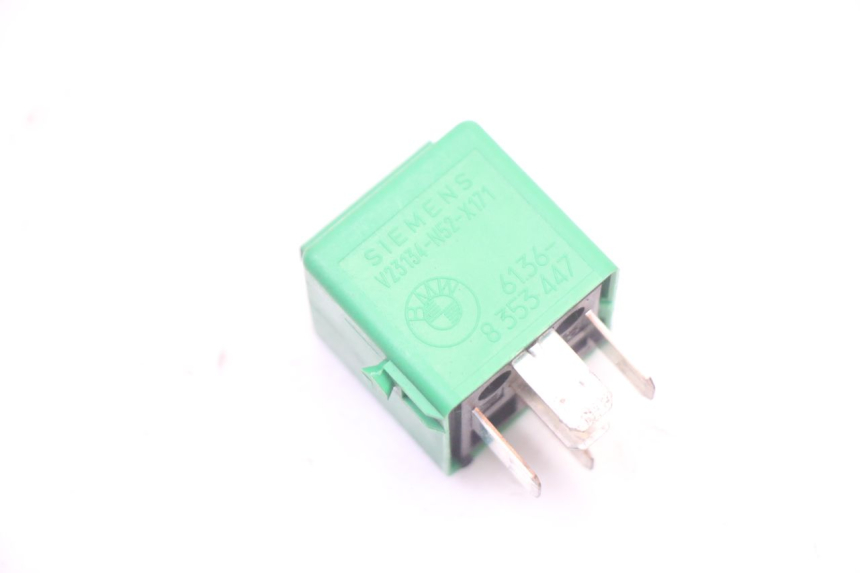 photo de PRZEKAŹNIK ELEKTRYCZNY BMW C1 125 (2000 - 2003) - Widok główny