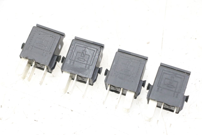 photo de PRZEKAŹNIK ELEKTRYCZNY BMW C1 125 (2000 - 2003) - Widok główny