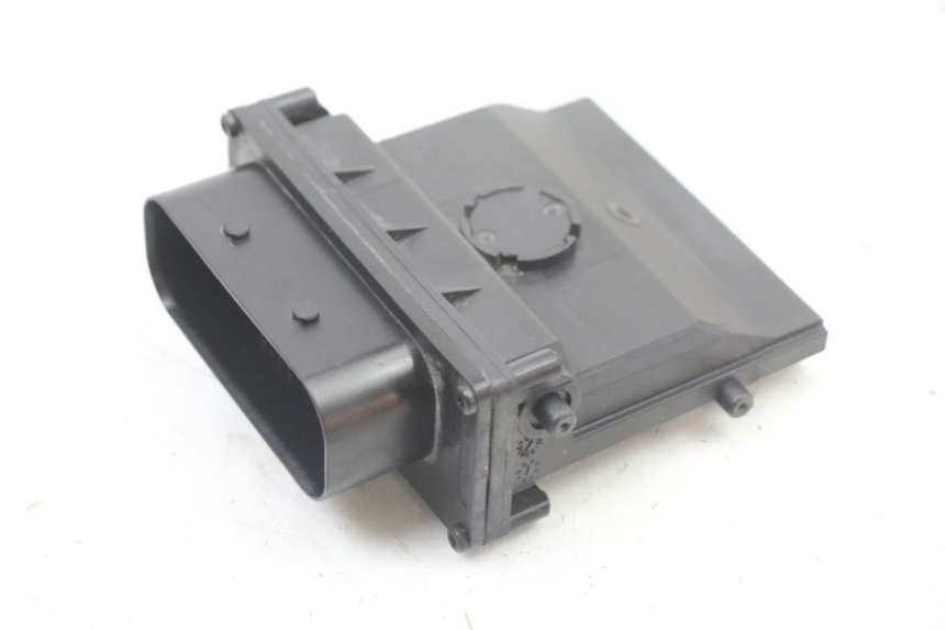 photo de PRZEKAŹNIK ELEKTRYCZNY BMW S RR ABS S1000RR 1000 (2015 - 2018) - Zbliżenie techniczne