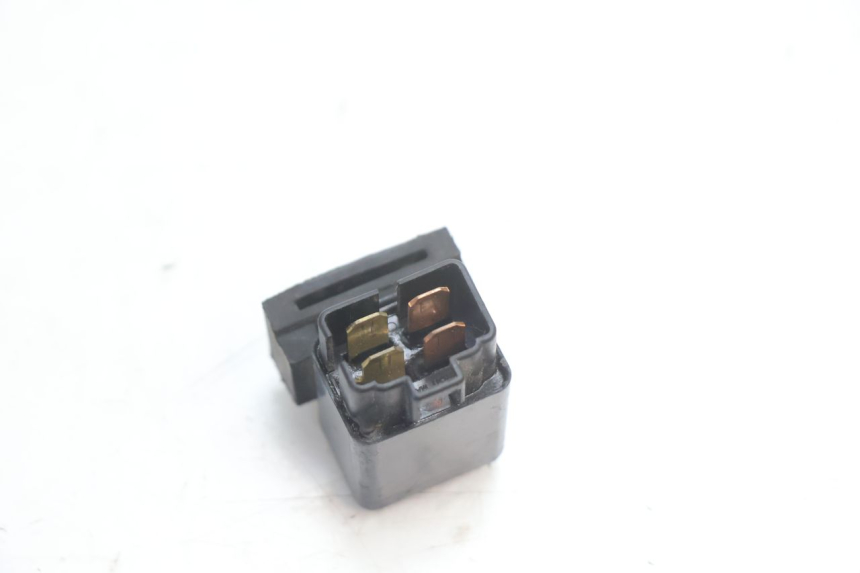 photo de PRZEKAŹNIK ELEKTRYCZNY MBK BOOSTER SPIRIT 50 (1996 - 1999) - Inny kąt widzenia