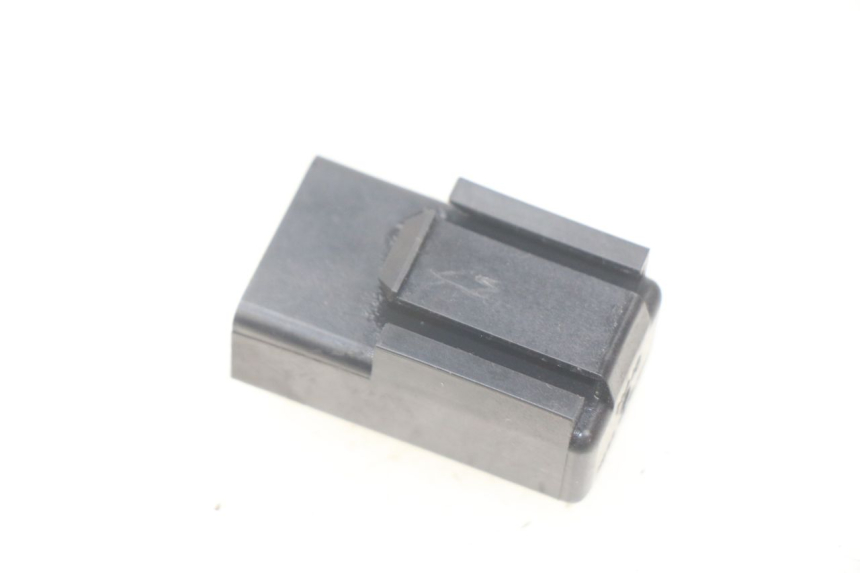 photo de PRZEKAŹNIK ELEKTRYCZNY SUZUKI BURGMAN 125 (2007 - 2014) - Szczegół części