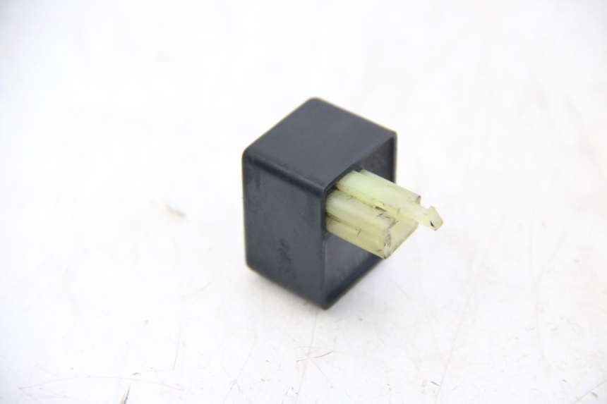 photo de PRZEKAŹNIK ELEKTRYCZNY SUZUKI BURGMAN 125 (2007 - 2014) - Widok główny