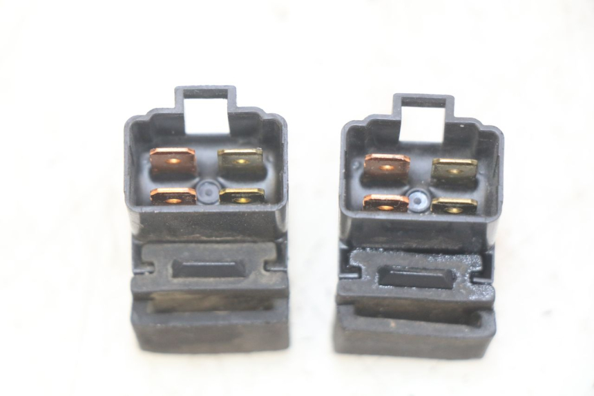 photo de PRZEKAŹNIK ELEKTRYCZNY SUZUKI BURGMAN 650 (2002 - 2004) - Inny kąt widzenia