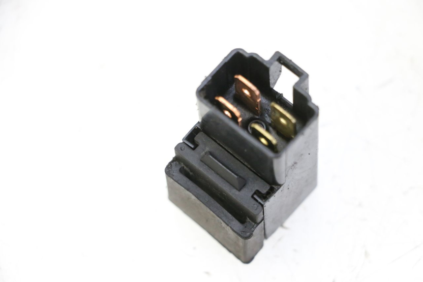 photo de PRZEKAŹNIK ELEKTRYCZNY SUZUKI BURGMAN 125 (2007 - 2014) - Zoom stanu zużycia