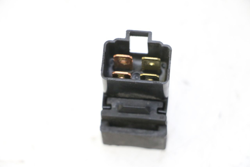 photo de PRZEKAŹNIK ELEKTRYCZNY SUZUKI BURGMAN 125 (2007 - 2014) - Inny kąt widzenia