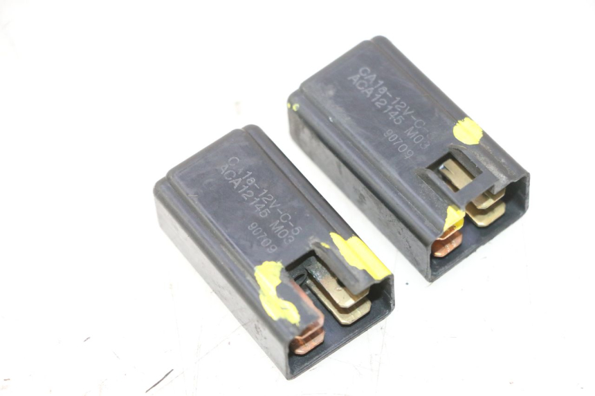 photo de PRZEKAŹNIK ELEKTRYCZNY SUZUKI BURGMAN 125 (2007 - 2014) - Szczegół części
