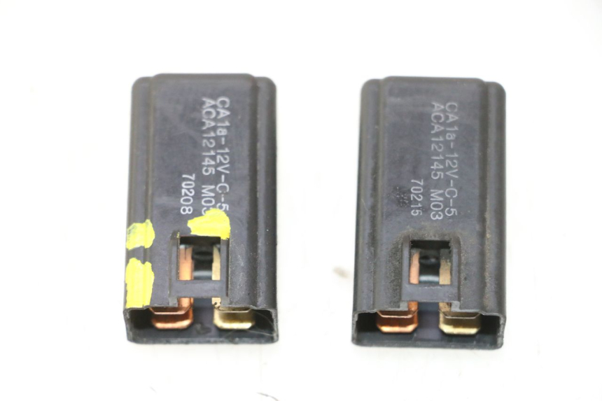 photo de PRZEKAŹNIK ELEKTRYCZNY SUZUKI BURGMAN 125 (2007 - 2014) - Inny kąt widzenia