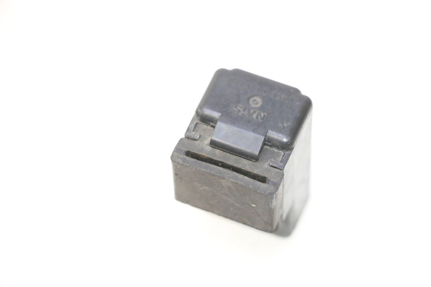 photo de PRZEKAŹNIK ELEKTRYCZNY SUZUKI BURGMAN 125 (2007 - 2014) - Szczegół części