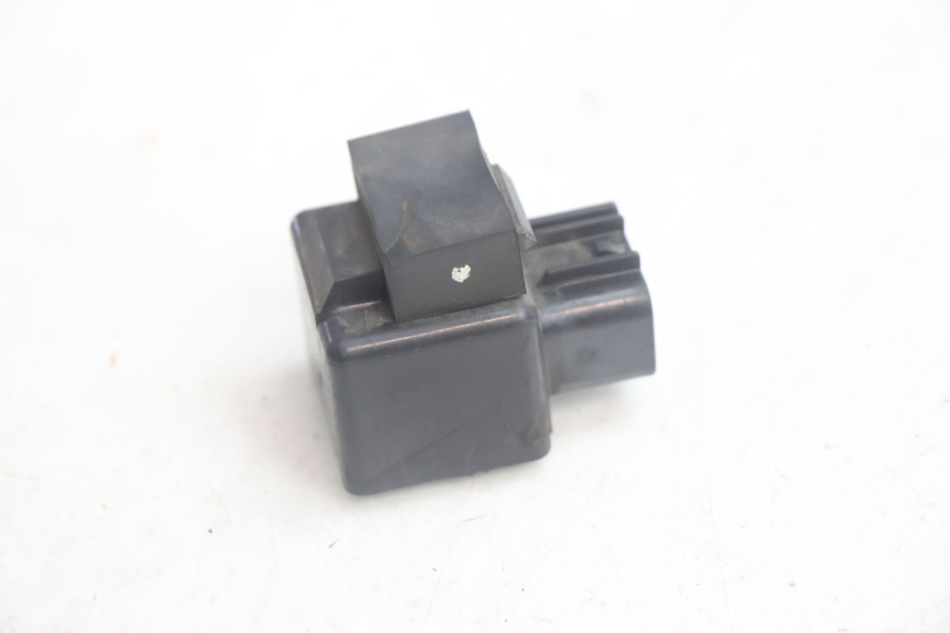photo de PRZEKAŹNIK ELEKTRYCZNY SUZUKI BURGMAN EXECUTIVE ABS 650 (2006 - 2012) - Inny kąt widzenia