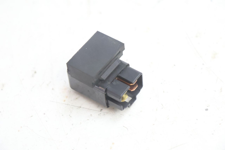 photo de PRZEKAŹNIK ELEKTRYCZNY SUZUKI BURGMAN EXECUTIVE ABS 650 (2006 - 2012) - Zoom stanu zużycia