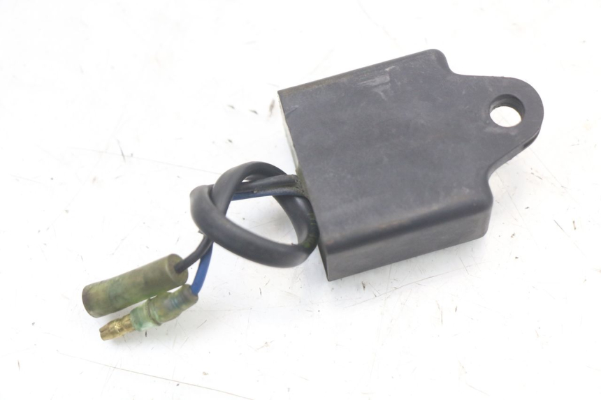 photo de PRZEKAŹNIK ELEKTRYCZNY YAMAHA BW'S 50 (2004 - 2017) - Zoom stanu zużycia