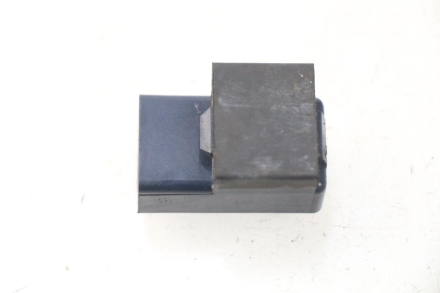 photo de PRZEKAŹNIK ELEKTRYCZNY YAMAHA BW'S BWS 125 (2010 - 2013) - Zoom stanu zużycia