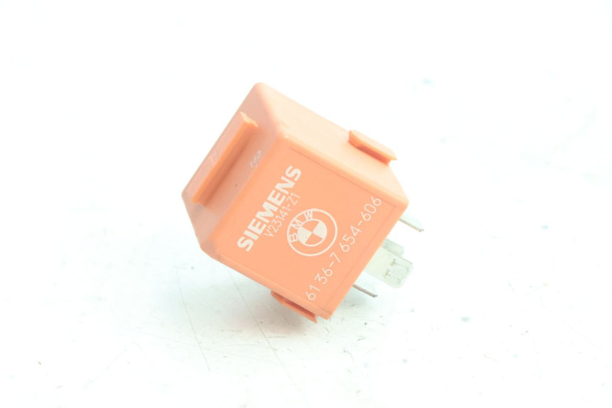 photo de PRZEKAŹNIK ELEKTRYCZNY BMW C1 125 (2000 - 2003) - Szczegół części