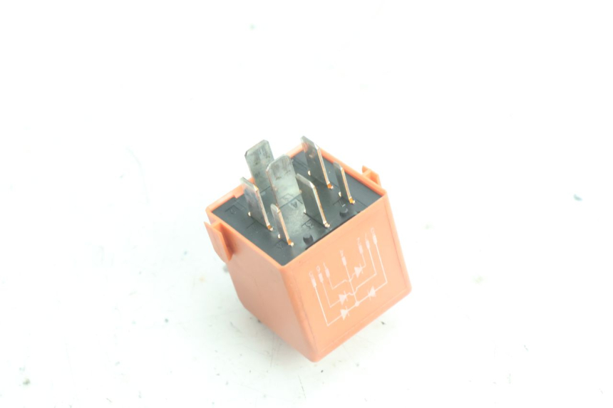 photo de PRZEKAŹNIK ELEKTRYCZNY BMW C1 125 (2000 - 2003) - Zoom stanu zużycia