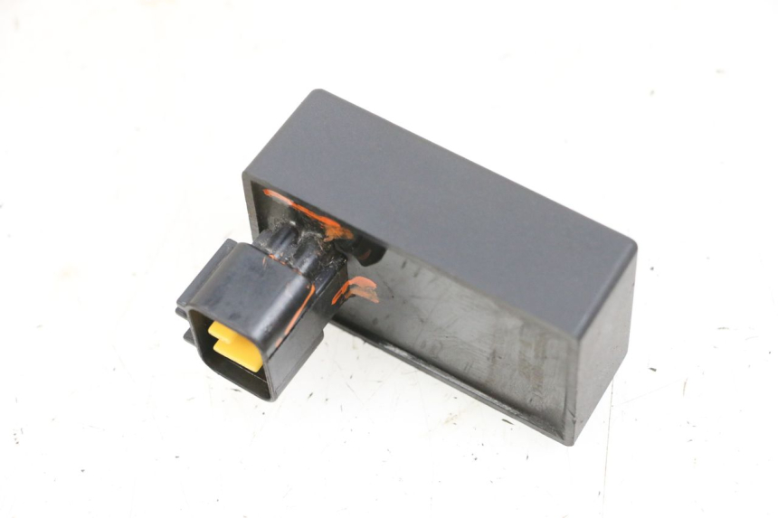 photo de PRZEKAŹNIK ELEKTRYCZNY KSR CODE 125 (2018 - 2020) - Zoom stanu zużycia