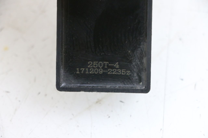 photo de PRZEKAŹNIK ELEKTRYCZNY KSR CODE 125 (2018 - 2020) - Inny kąt widzenia