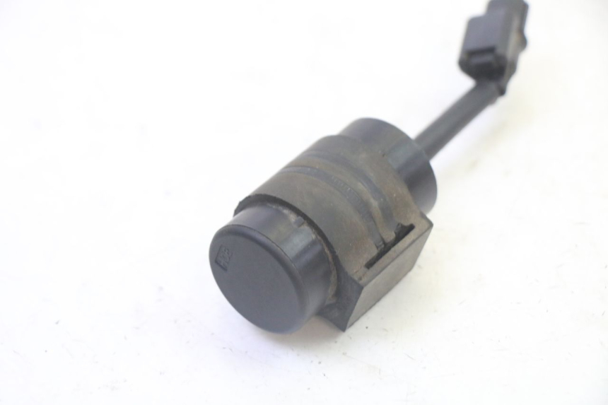 photo de PRZEKAŹNIK ELEKTRYCZNY SYM CROX 4T 50 (2016 - 2023) - Zoom stanu zużycia