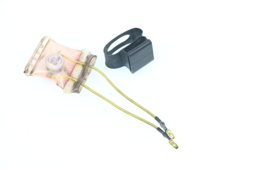 photo de PRZEKAŹNIK ELEKTRYCZNY YAMAHA CYGNUS 125 (1995 - 2003) - Zoom stanu zużycia