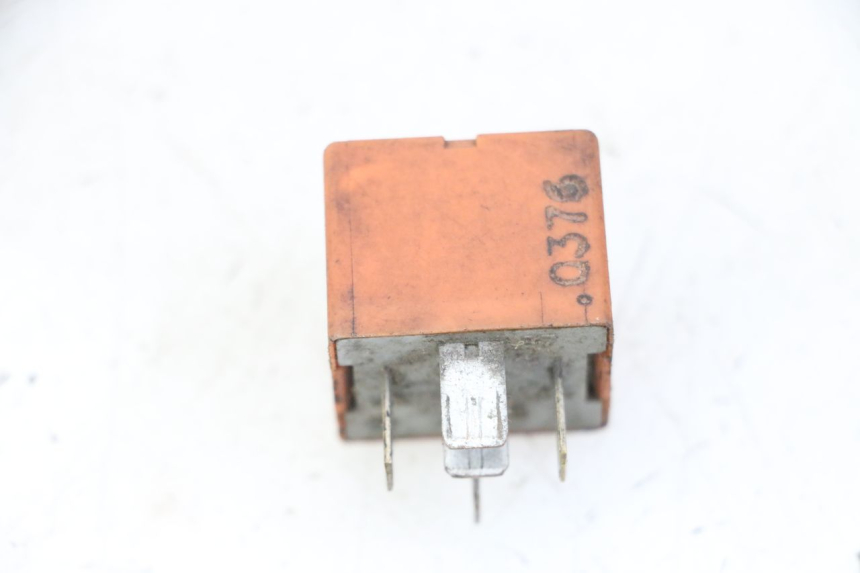 photo de PRZEKAŹNIK ELEKTRYCZNY DAELIM BESBI 125 (2007 - 2008) - Zoom stanu zużycia