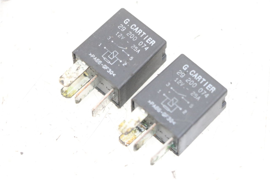 photo de PRZEKAŹNIK ELEKTRYCZNY PEUGEOT ELYSTAR 125 (2002 - 2007) - Inny kąt widzenia