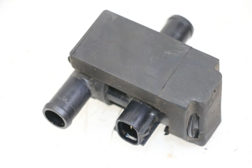 photo de PRZEKAŹNIK ELEKTRYCZNY KAWASAKI ER-6 ER6 N 650 (2012 - 2016) - Zoom stanu zużycia