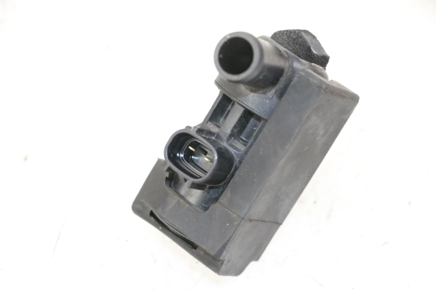 photo de PRZEKAŹNIK ELEKTRYCZNY KAWASAKI ER-6 ER6 N 650 (2012 - 2016) - Inny kąt widzenia