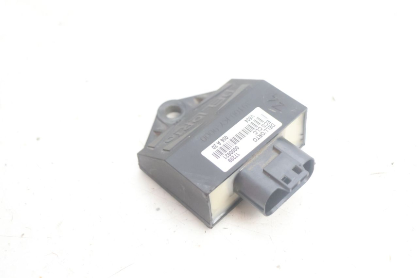 photo de PRZEKAŹNIK ELEKTRYCZNY JM MOTORS EVOLIS 4T 50 (2018 - 2022) - Zoom stanu zużycia