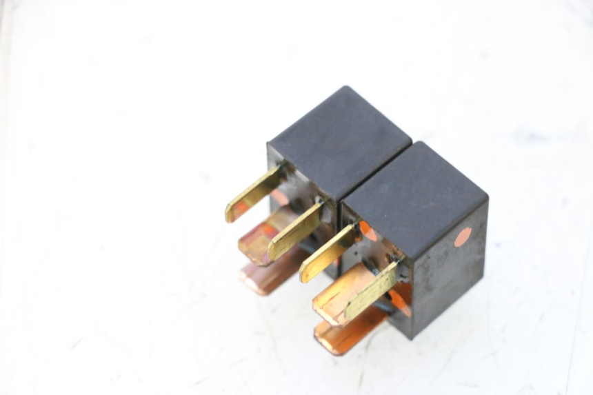photo de PRZEKAŹNIK ELEKTRYCZNY KEEWAY F-ACT FACT EVO 50 (2020 - 2026) - Zoom stanu zużycia