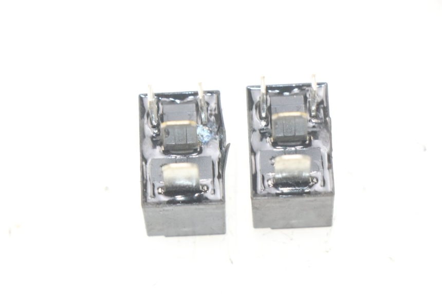 photo de PRZEKAŹNIK ELEKTRYCZNY JM MOTORS F45i 4T 50 (2020 - 2023) - Zbliżenie techniczne