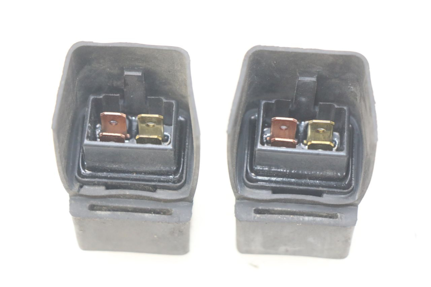 photo de PRZEKAŹNIK ELEKTRYCZNY HONDA FES PANTHEON 2T 125 (1998 - 2002) - Zoom stanu zużycia