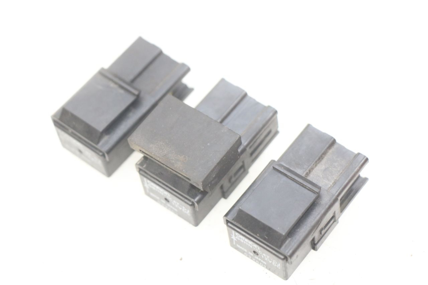 photo de PRZEKAŹNIK ELEKTRYCZNY YAMAHA FJR ABS 1300 (2016 - 2020) - Zoom stanu zużycia