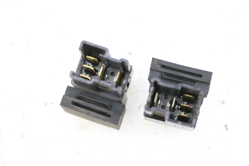 photo de PRZEKAŹNIK ELEKTRYCZNY YAMAHA FJR ABS 1300 (2006 - 2012) - Stan powierzchni