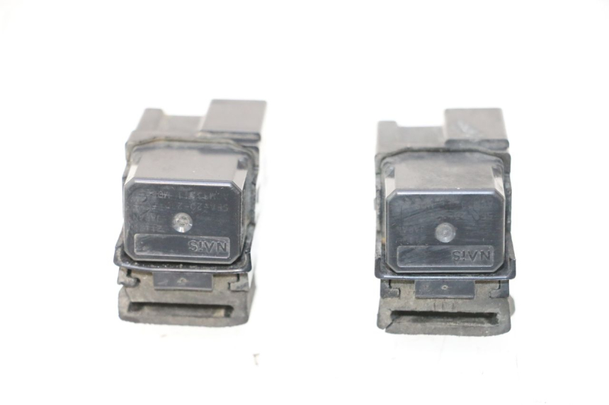 photo de PRZEKAŹNIK ELEKTRYCZNY YAMAHA FJR 1300 (2001 - 2005) - Zbliżenie techniczne