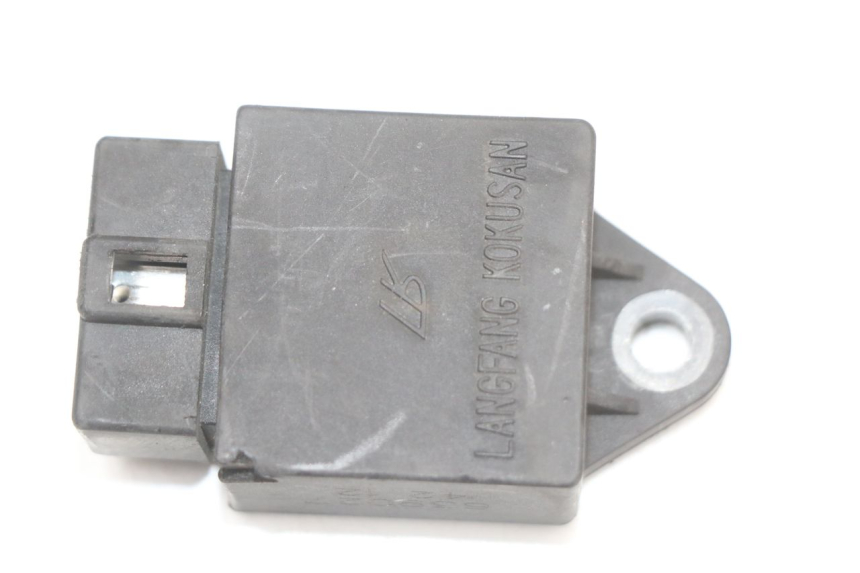 photo de PRZEKAŹNIK ELEKTRYCZNY PIAGGIO FLY 2T 50 (2004 - 2017) - Widok główny