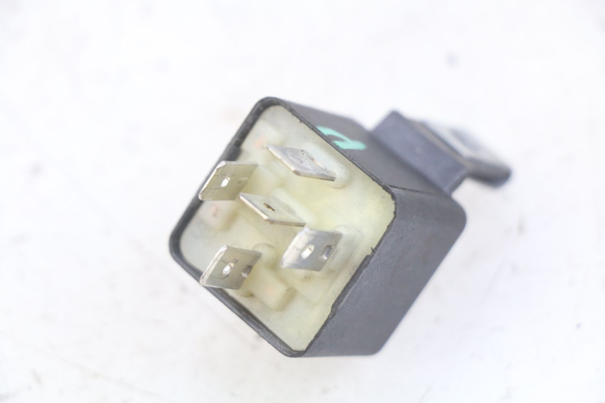 photo de PRZEKAŹNIK ELEKTRYCZNY PIAGGIO FLY 4T 50 (2013 - 2017) - Zoom stanu zużycia