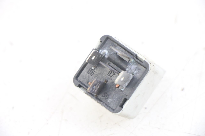 photo de PRZEKAŹNIK ELEKTRYCZNY PIAGGIO FLY 125 (2005 - 2012) - Zoom stanu zużycia