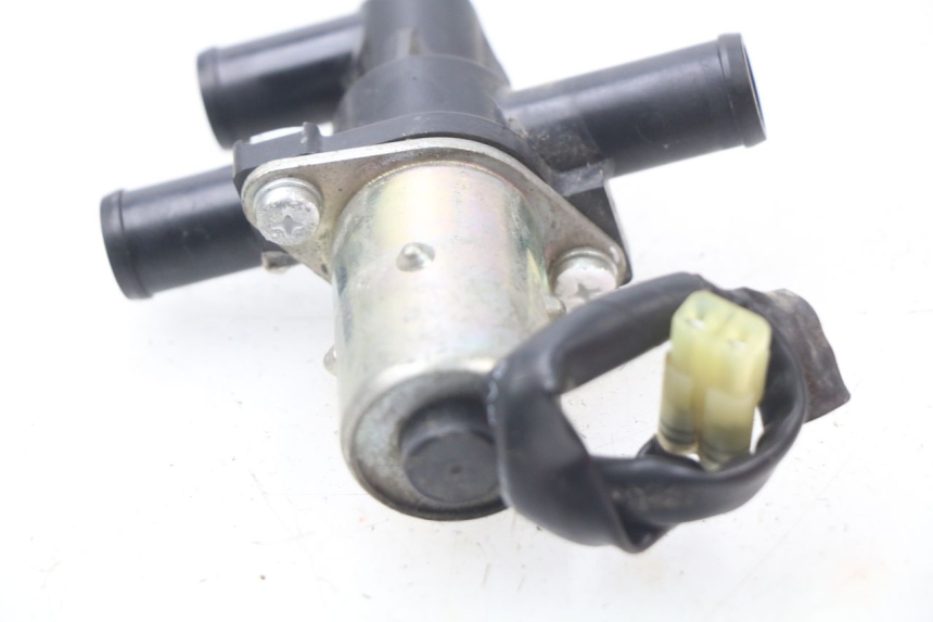 photo de PRZEKAŹNIK ELEKTRYCZNY YAMAHA FZ8 800 (2010 - 2016) - Szczegół części