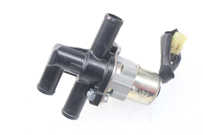 photo de PRZEKAŹNIK ELEKTRYCZNY YAMAHA FZ8 800 (2010 - 2016) - Widok główny