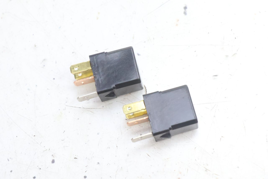 photo de PRZEKAŹNIK ELEKTRYCZNY YAMAHA FZ8 800 (2010 - 2016) - Widok główny