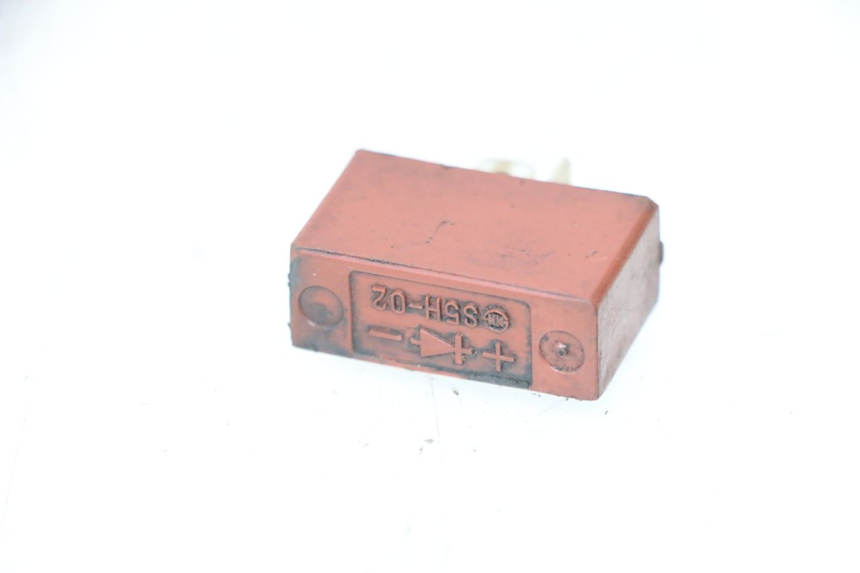 photo de PRZEKAŹNIK ELEKTRYCZNY KAWASAKI GPX F ZX750F 750 (1986 - 1990) - Widok główny