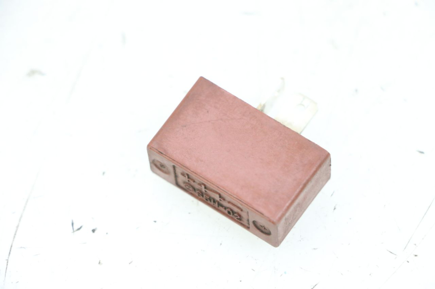 photo de PRZEKAŹNIK ELEKTRYCZNY KAWASAKI GPX R WARBIRD 600 (1988 - 1993) - Inny kąt widzenia