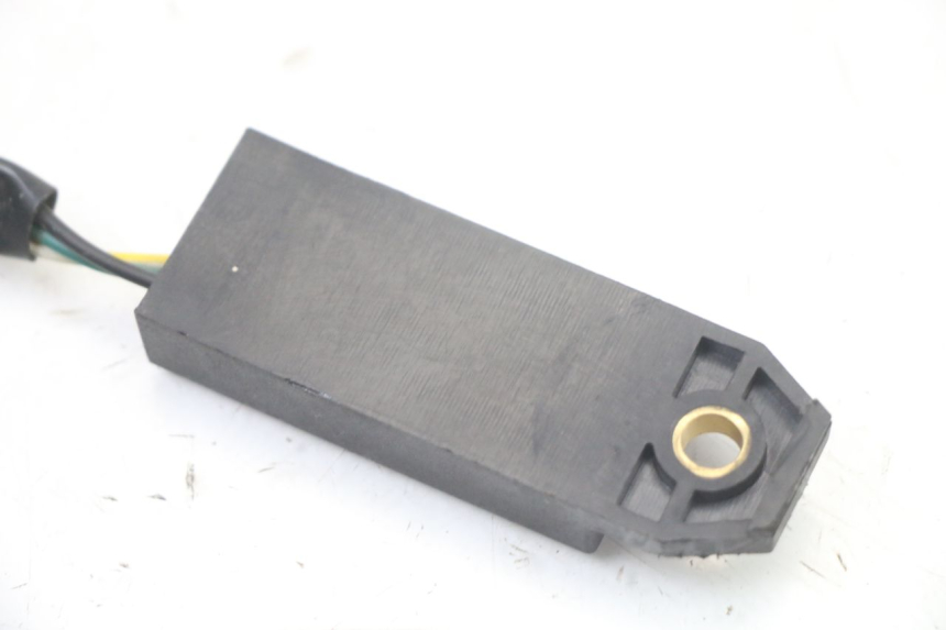 photo de PRZEKAŹNIK ELEKTRYCZNY KYMCO GRAND DINK 125 (2008 - 2014) - Inny kąt widzenia