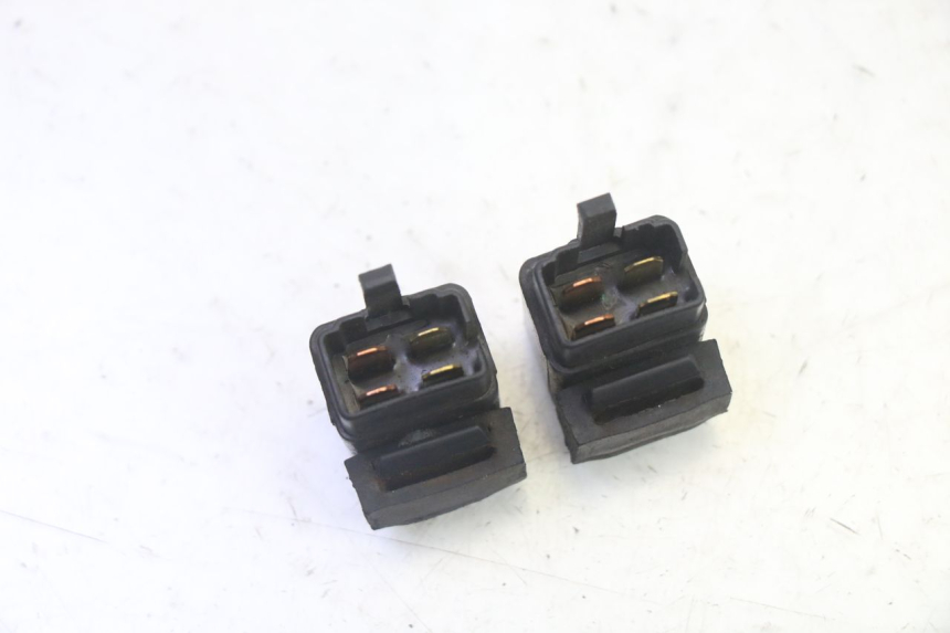 photo de PRZEKAŹNIK ELEKTRYCZNY KYMCO GRAND DINK 125 (2008 - 2014) - Zoom stanu zużycia