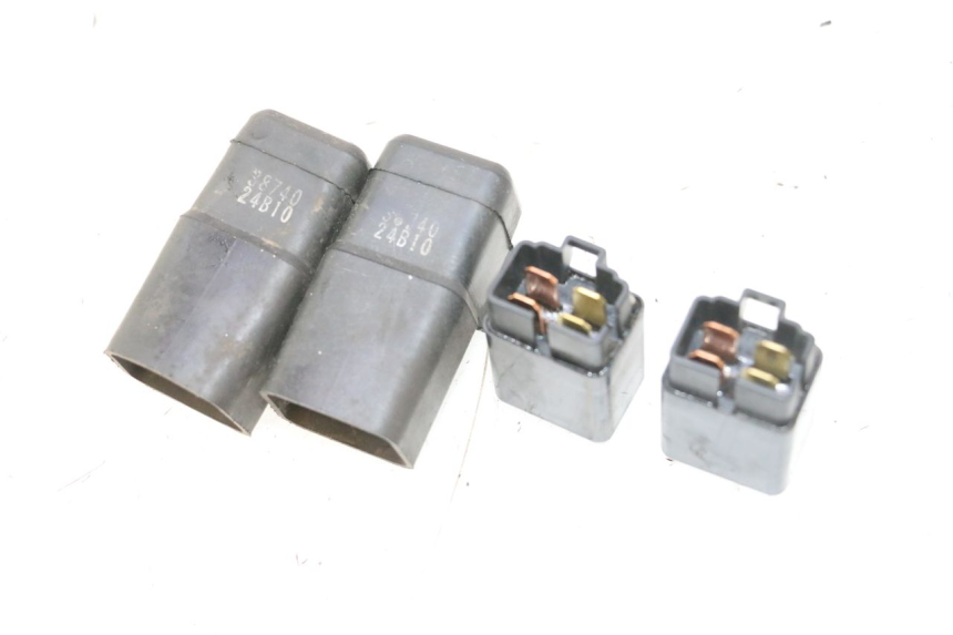 photo de PRZEKAŹNIK ELEKTRYCZNY SUZUKI GSR 600 (2005 - 2012) - Inny kąt widzenia
